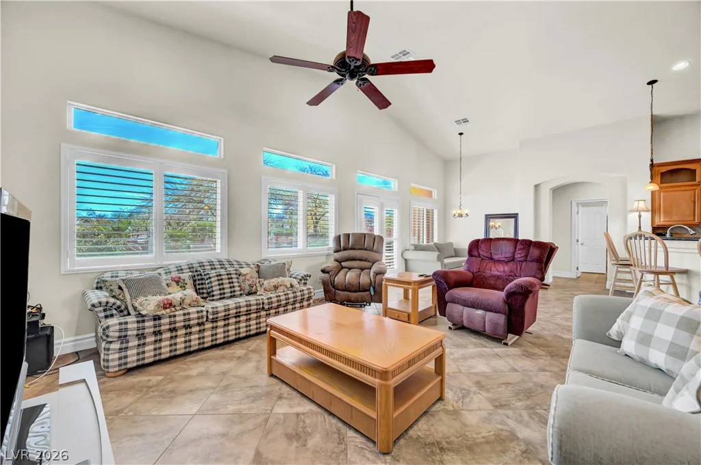 8215 Southern Comfort, Las Vegas, NV 89131