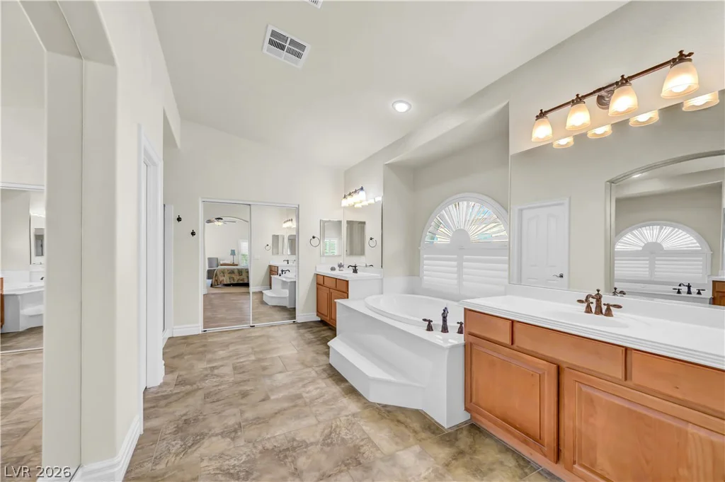8215 Southern Comfort, Las Vegas, NV 89131
