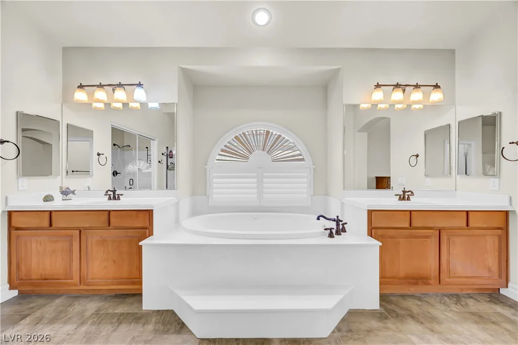 8215 Southern Comfort, Las Vegas, NV 89131