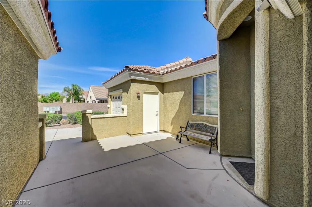 8215 Southern Comfort, Las Vegas, NV 89131
