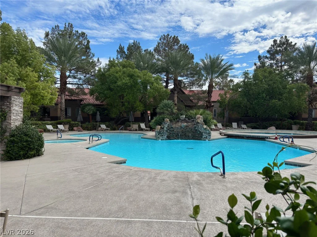 2200 Fort Apache, Las Vegas, NV 89117