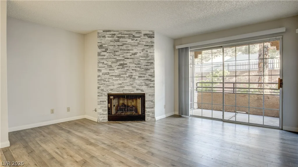 2200 Fort Apache, Las Vegas, NV 89117