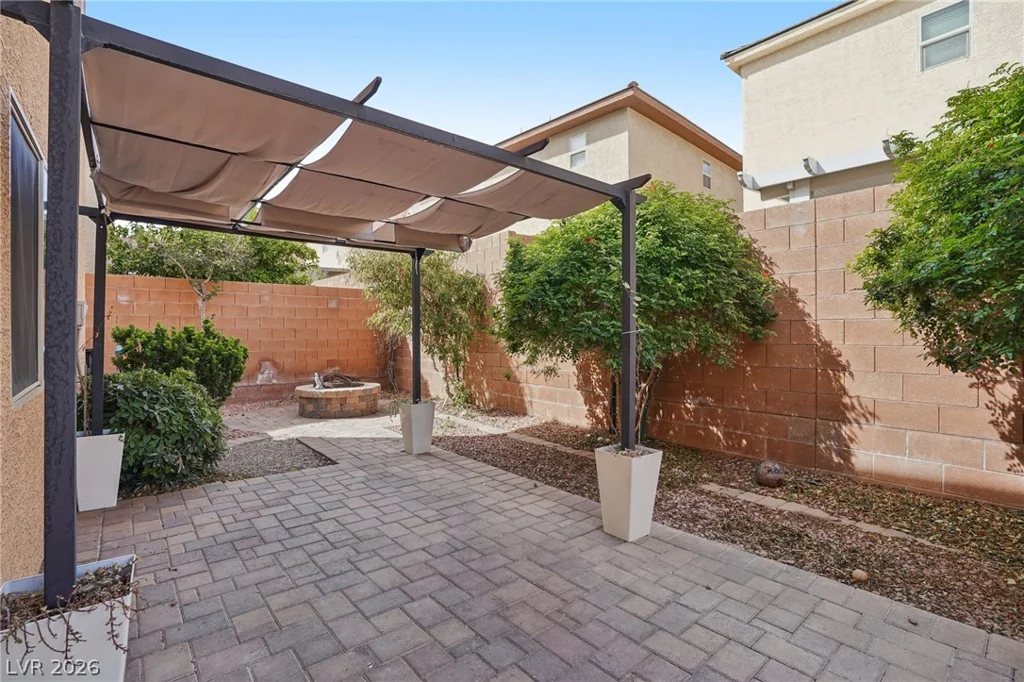 10612 Capitol Peak, Las Vegas, NV 89166