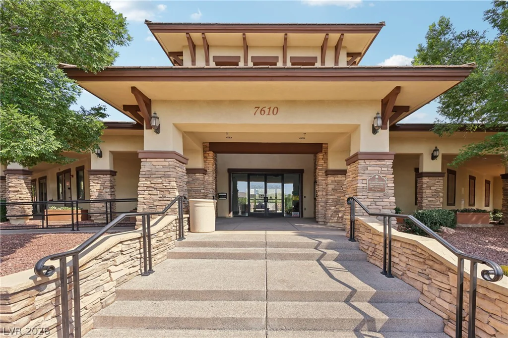 10612 Capitol Peak, Las Vegas, NV 89166
