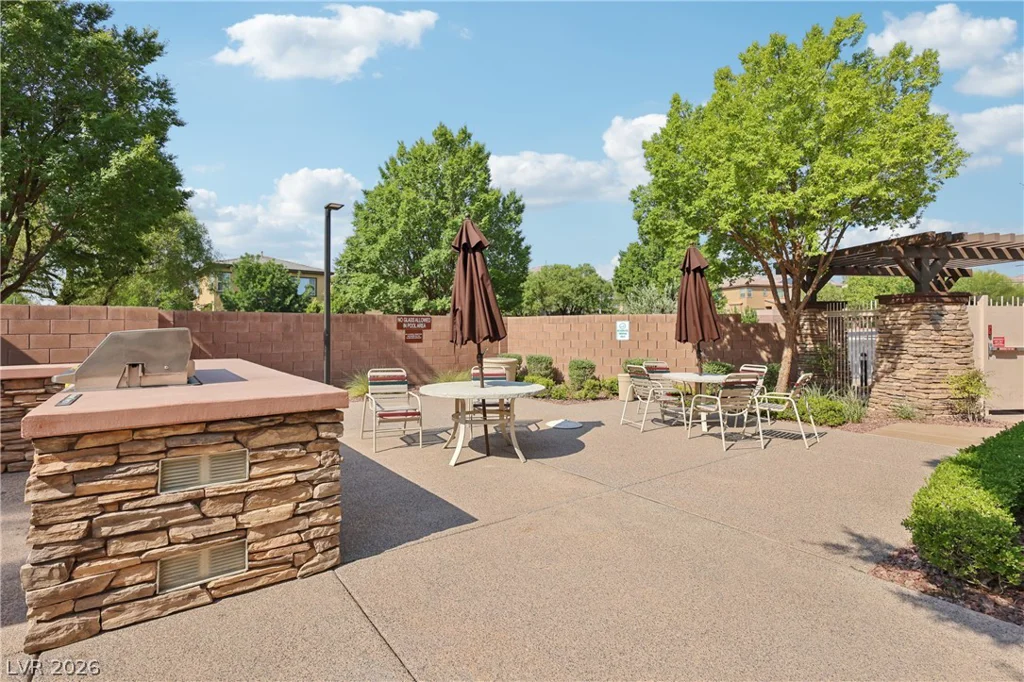 10612 Capitol Peak, Las Vegas, NV 89166