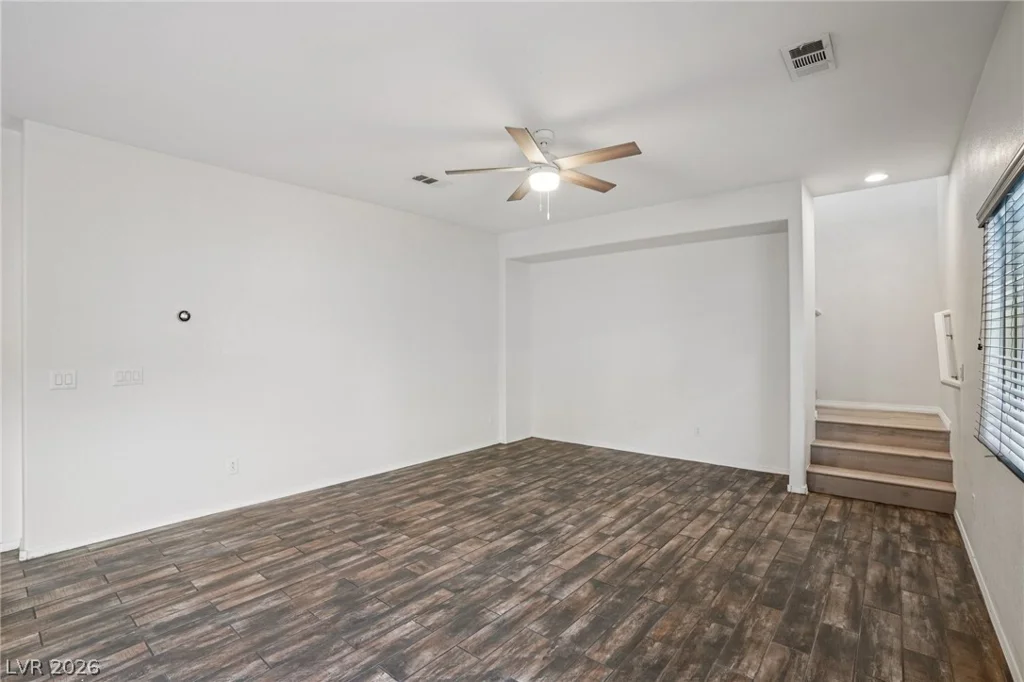 10612 Capitol Peak, Las Vegas, NV 89166