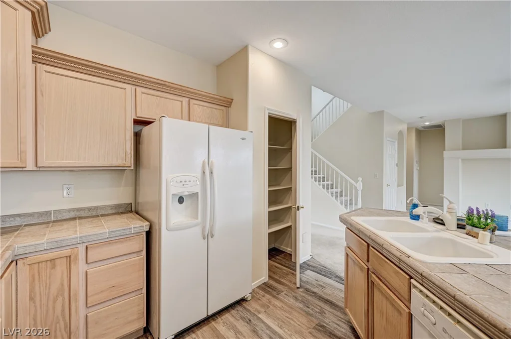 1438 Auburn Valley, Las Vegas, NV 89123