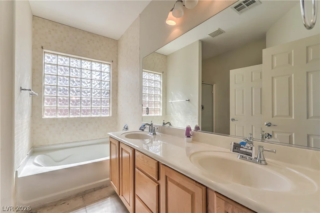 3967 Beisner, Las Vegas, NV 89122