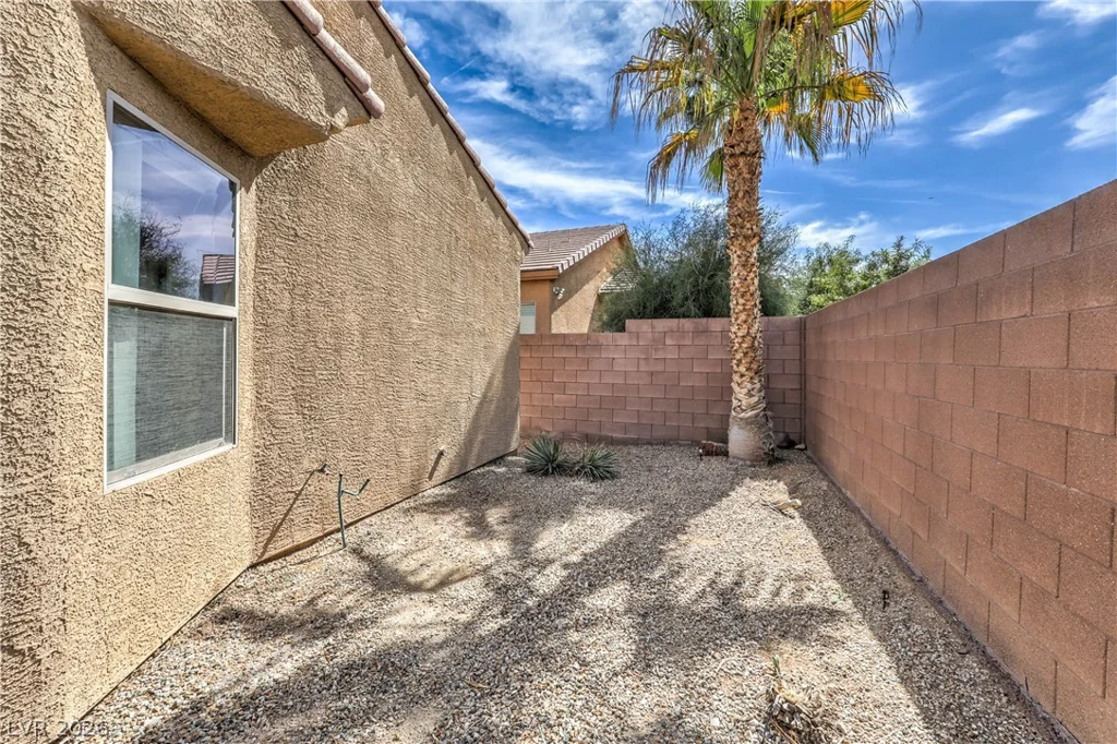 3967 Beisner, Las Vegas, NV 89122