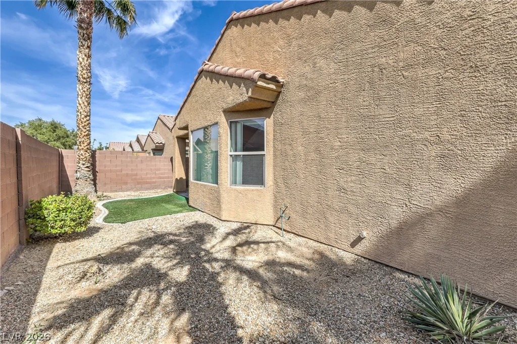 3967 Beisner, Las Vegas, NV 89122