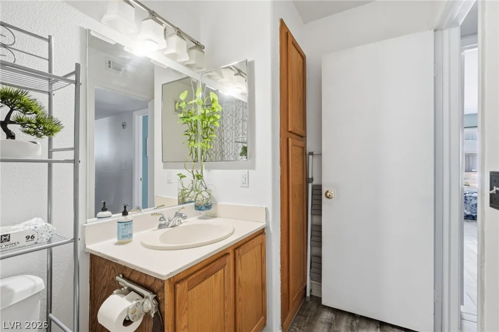 3065 Casey, Las Vegas, NV 89120