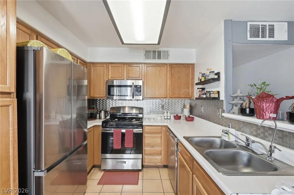 3065 Casey, Las Vegas, NV 89120