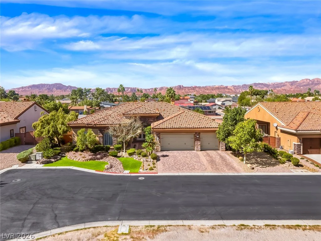 7171 Crowntop, Las Vegas, NV 89118