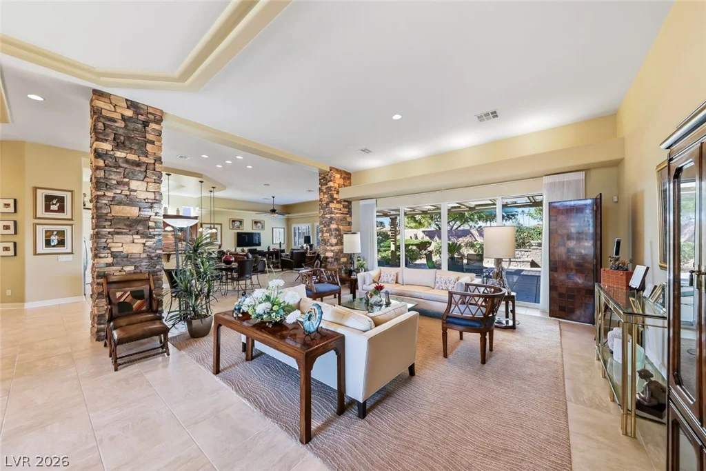 7171 Crowntop, Las Vegas, NV 89118