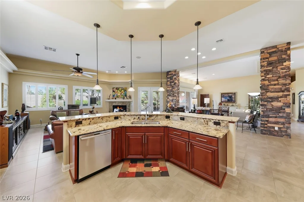 7171 Crowntop, Las Vegas, NV 89118
