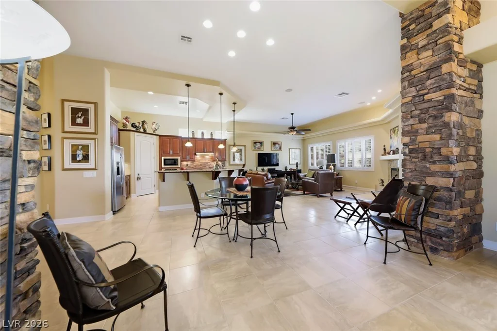7171 Crowntop, Las Vegas, NV 89118
