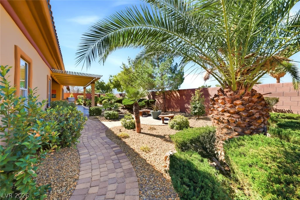 7171 Crowntop, Las Vegas, NV 89118
