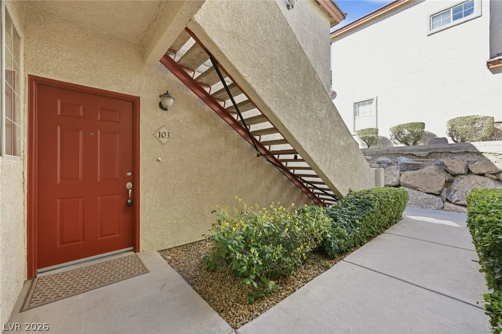 10237 King Henry, Las Vegas, NV 89144