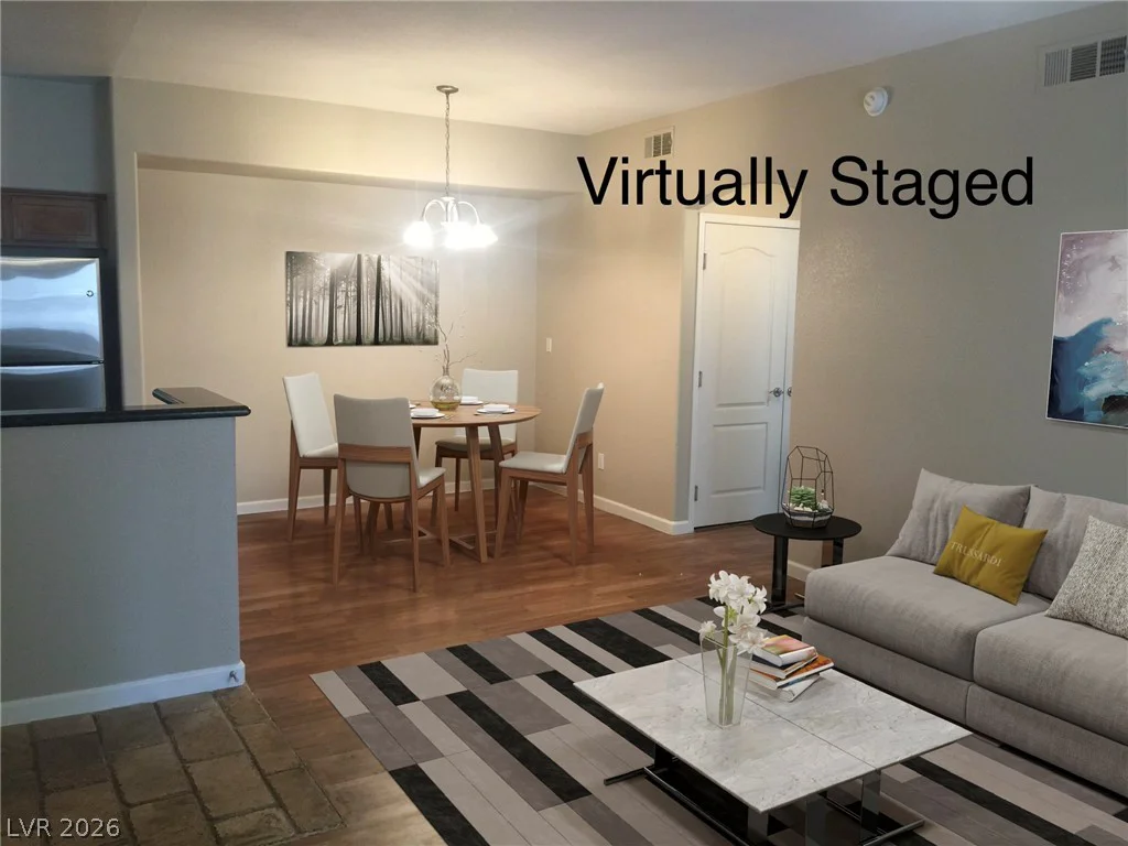 10237 King Henry, Las Vegas, NV 89144