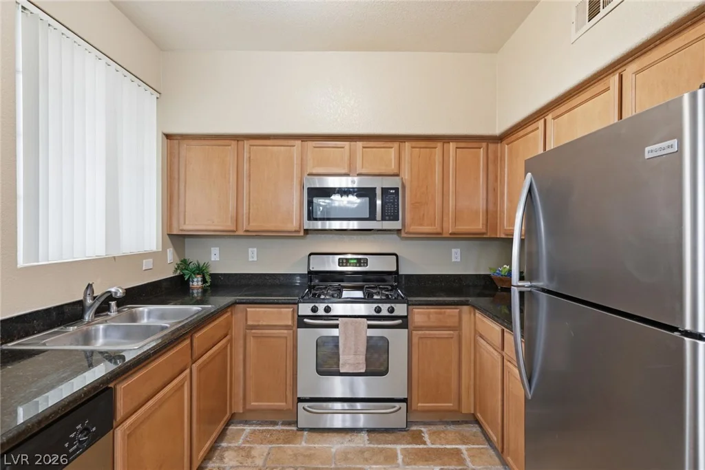 10237 King Henry, Las Vegas, NV 89144