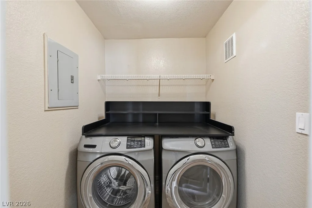 10237 King Henry, Las Vegas, NV 89144