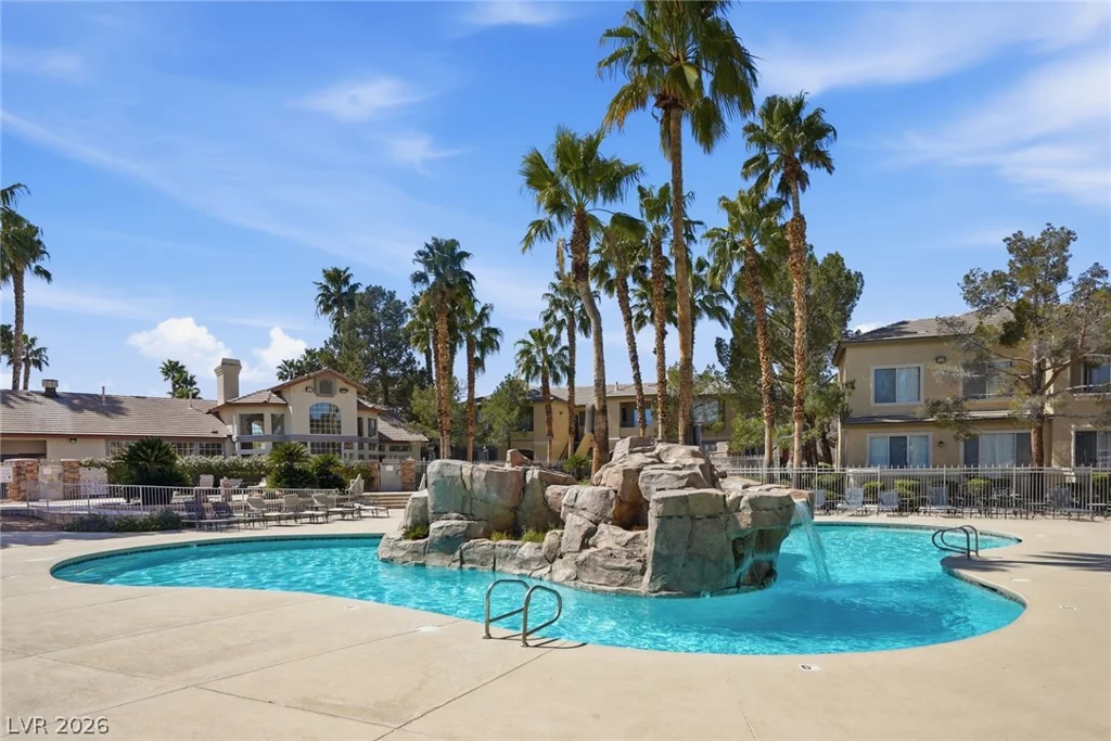 10237 King Henry, Las Vegas, NV 89144