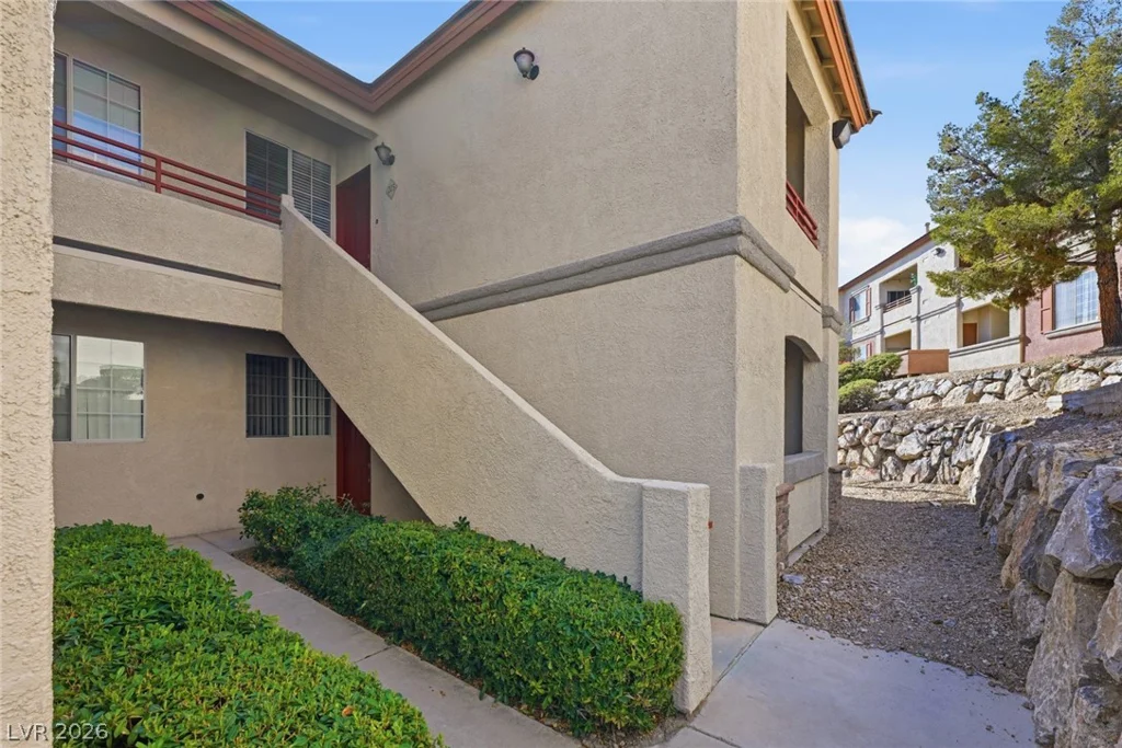 10237 King Henry, Las Vegas, NV 89144