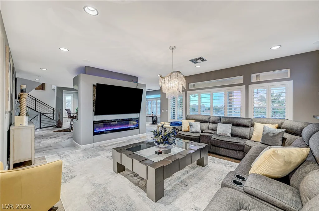 8354 Bartholomew Park, Las Vegas, NV 89139