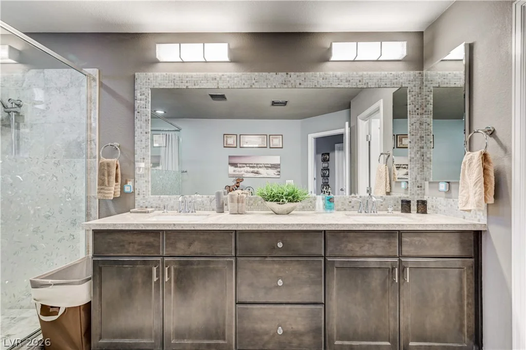 8354 Bartholomew Park, Las Vegas, NV 89139