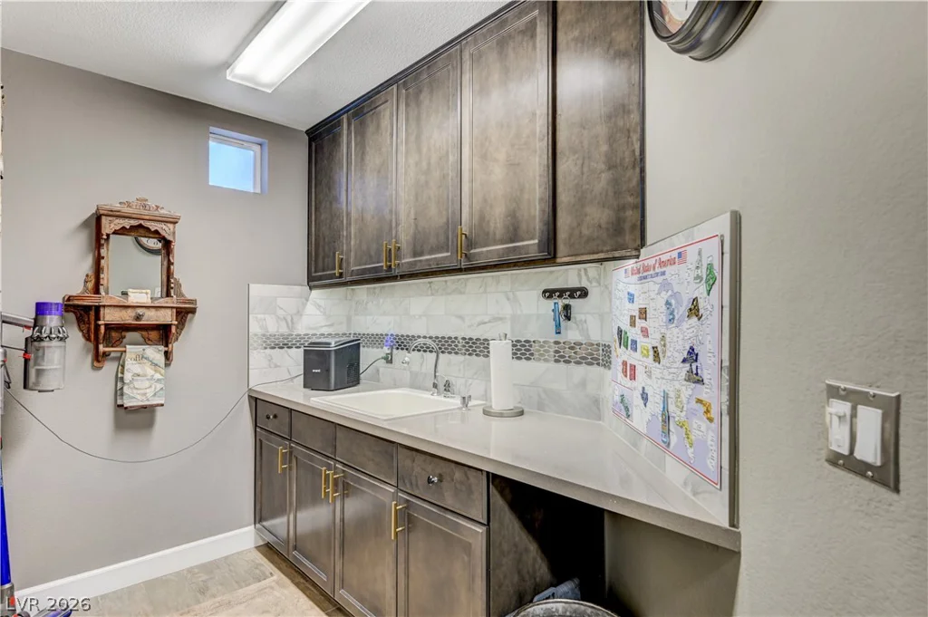 8354 Bartholomew Park, Las Vegas, NV 89139