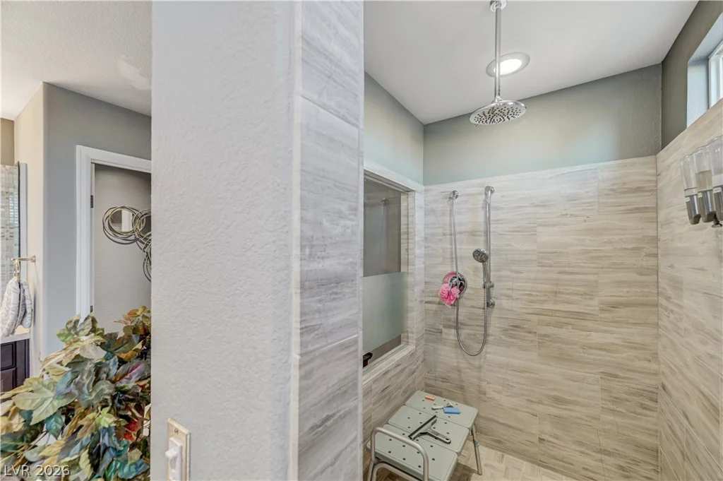 8354 Bartholomew Park, Las Vegas, NV 89139
