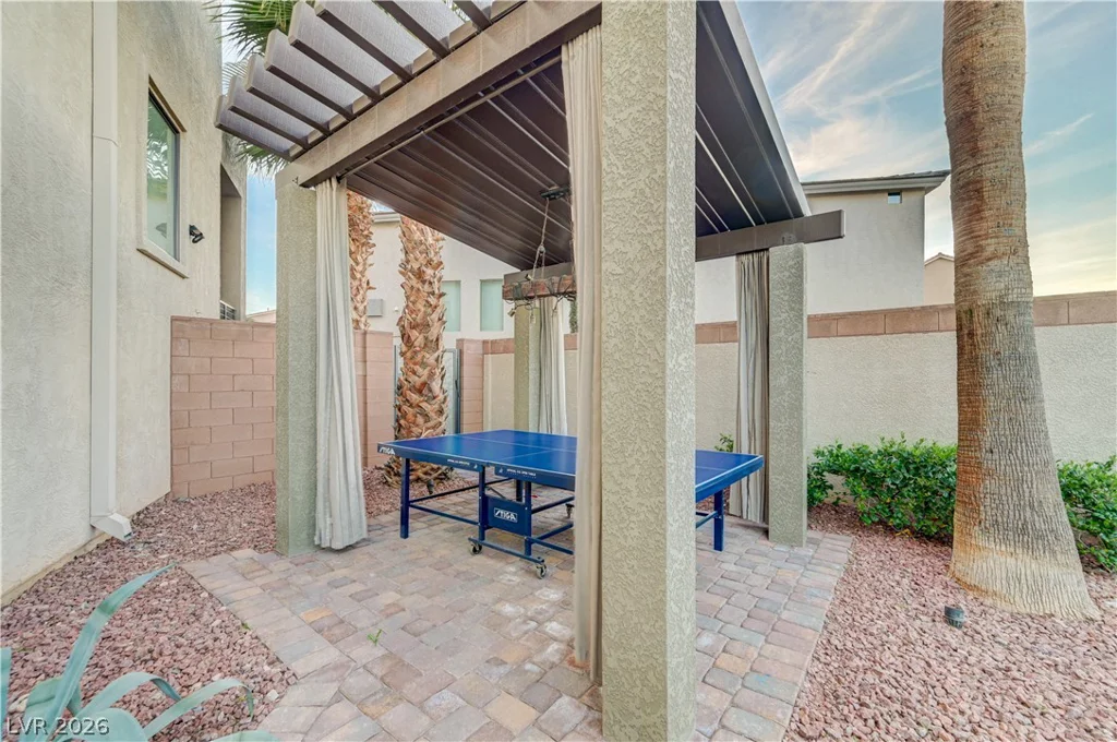 8354 Bartholomew Park, Las Vegas, NV 89139