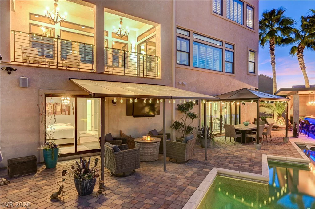 8354 Bartholomew Park, Las Vegas, NV 89139