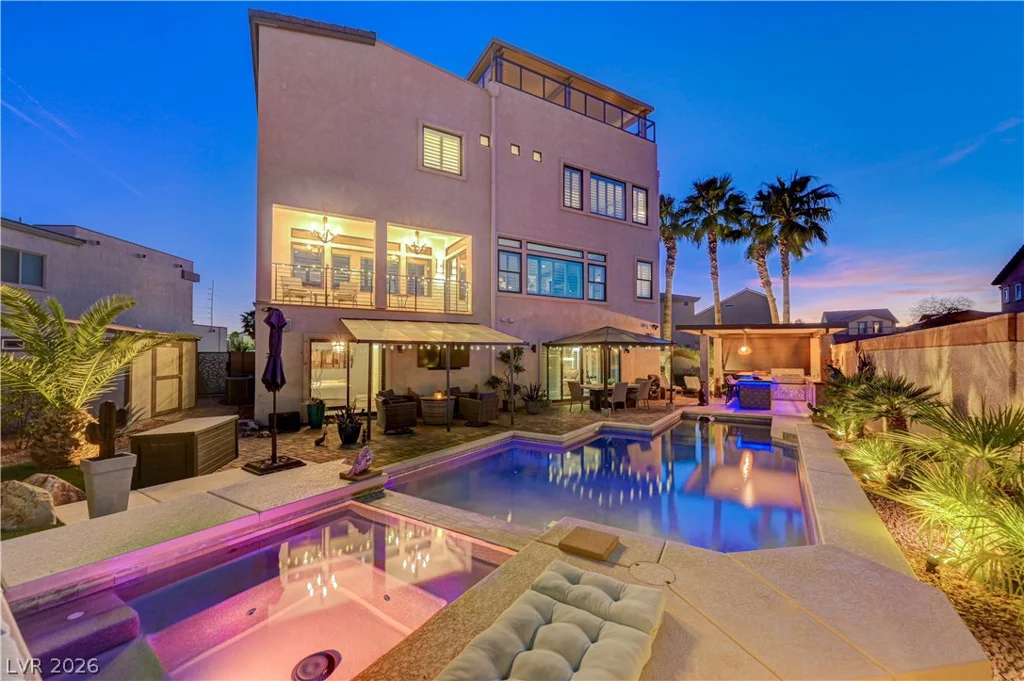 8354 Bartholomew Park, Las Vegas, NV 89139