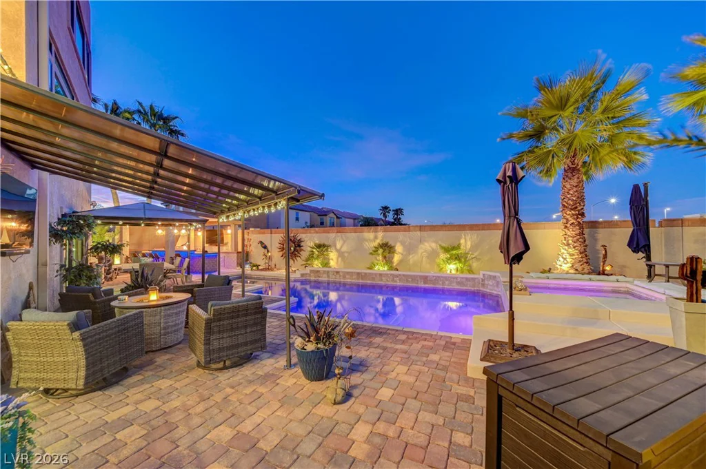 8354 Bartholomew Park, Las Vegas, NV 89139