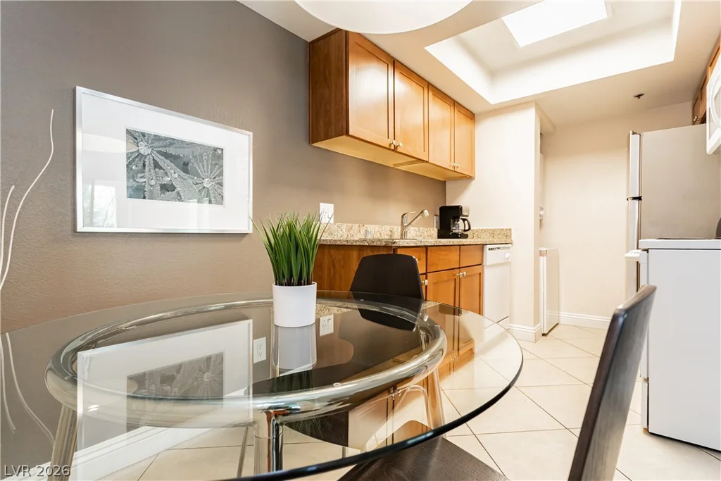 4200 Valley View, Las Vegas, NV 89103