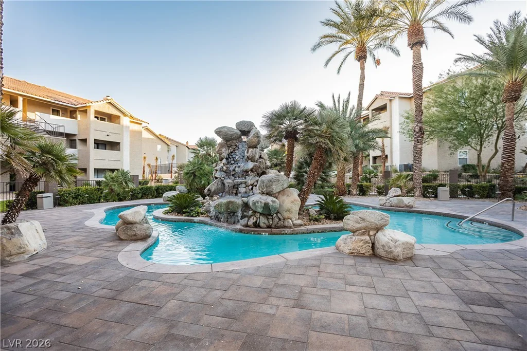 4200 Valley View, Las Vegas, NV 89103