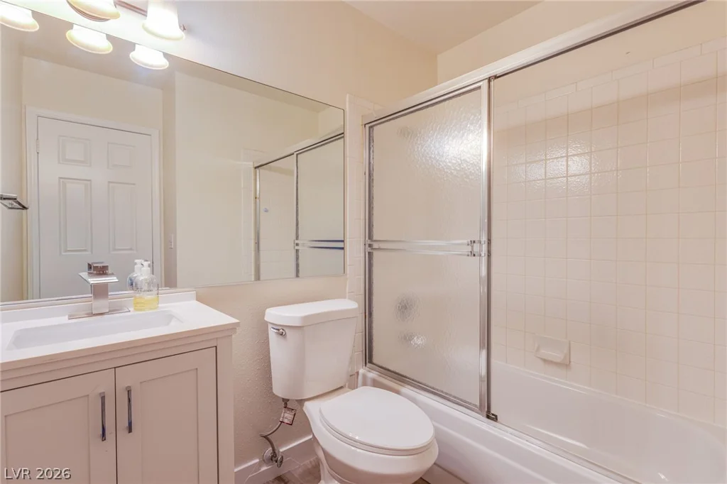 2140 Chertsey, Las Vegas, NV 89108