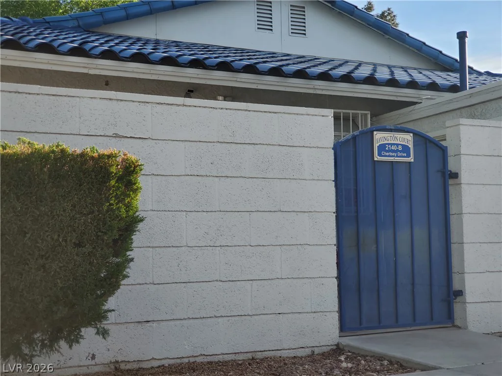 2140 Chertsey, Las Vegas, NV 89108