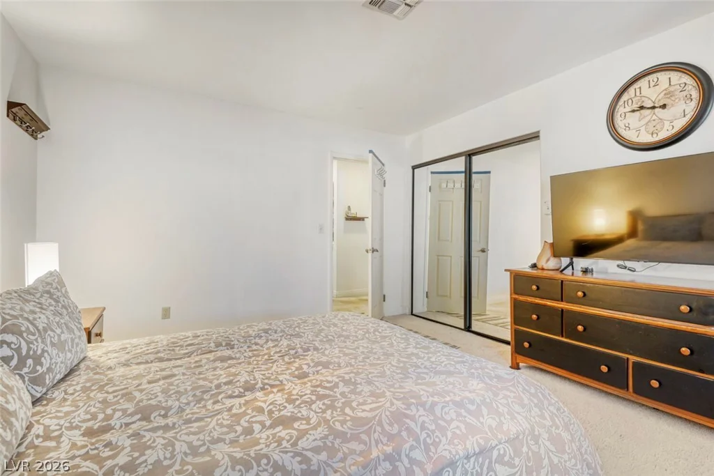 760 Inglenook, Las Vegas, NV 89123