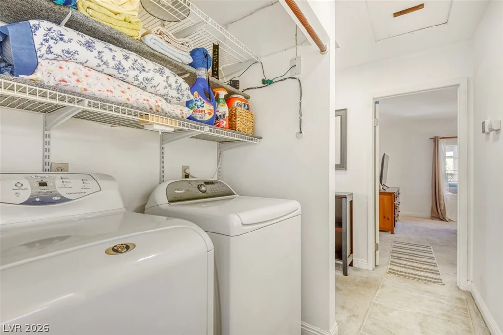 760 Inglenook, Las Vegas, NV 89123