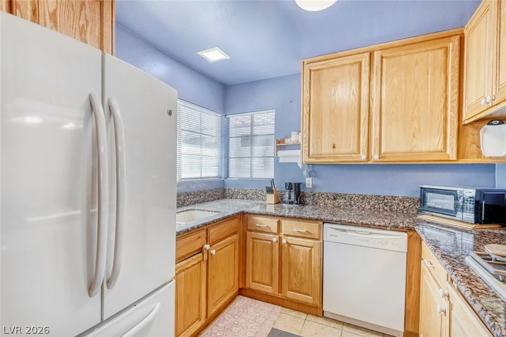 760 Inglenook, Las Vegas, NV 89123