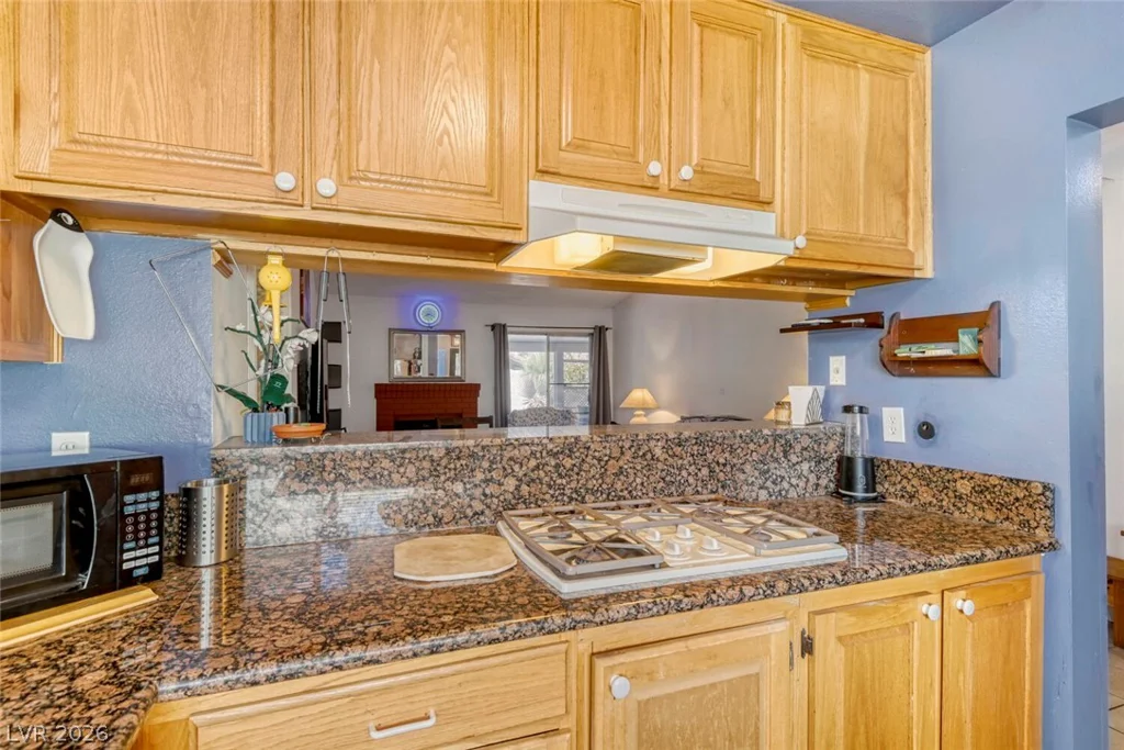 760 Inglenook, Las Vegas, NV 89123