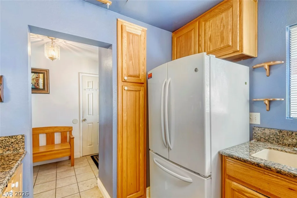 760 Inglenook, Las Vegas, NV 89123