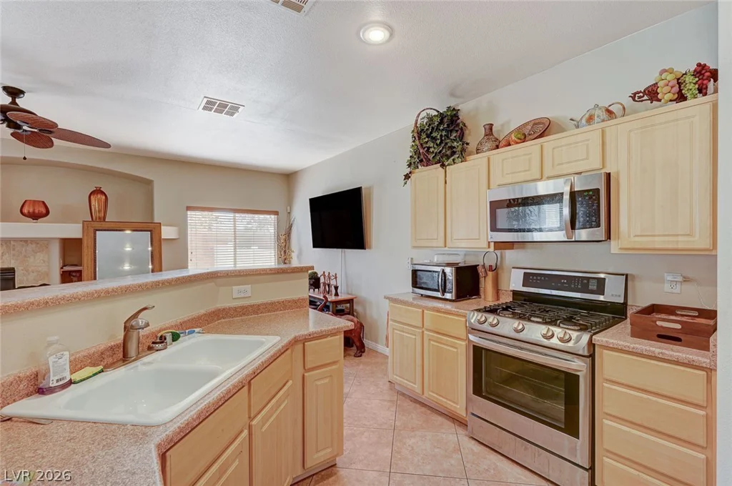 6744 Lavender Lilly, North Las Vegas, NV 89084