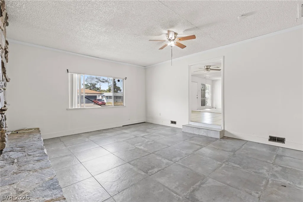 2909 Merritt, Las Vegas, NV 89102