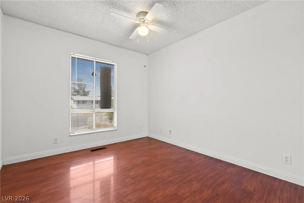 2909 Merritt, Las Vegas, NV 89102