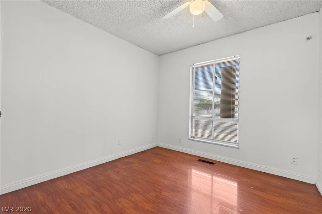 2909 Merritt, Las Vegas, NV 89102