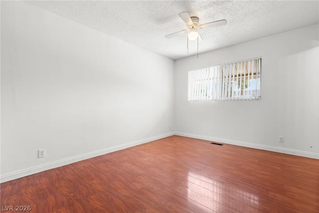 2909 Merritt, Las Vegas, NV 89102