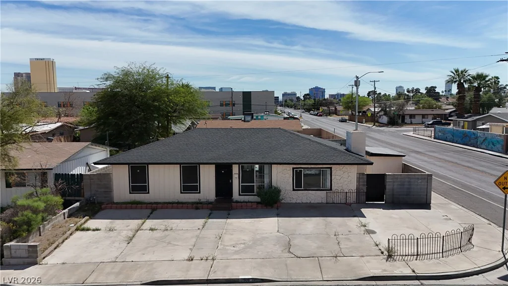 2909 Merritt, Las Vegas, NV 89102